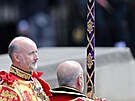 Nový ceremoniální me pojmenovaný po zesnulé královn Albt II. (Edinburgh,...