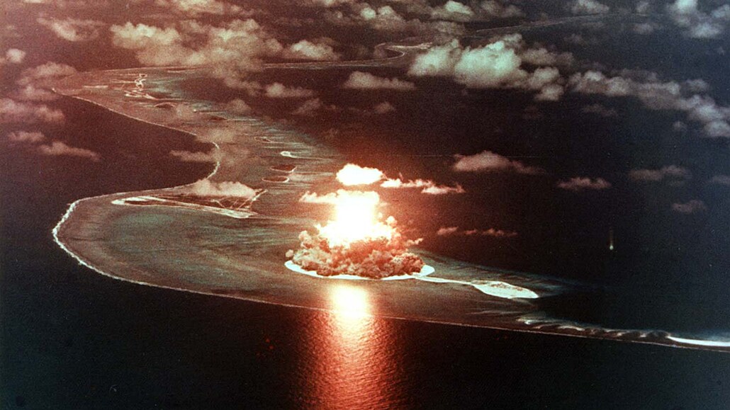 Jaderná exploze o síle 13,7 kilotun na atolu Eniwetok