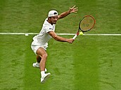 Tomá Machá bhem prvního kola Wimbledonu.