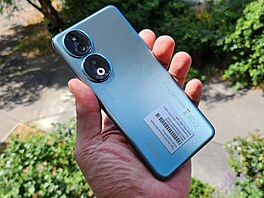 Honor 90