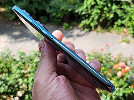 Honor 90