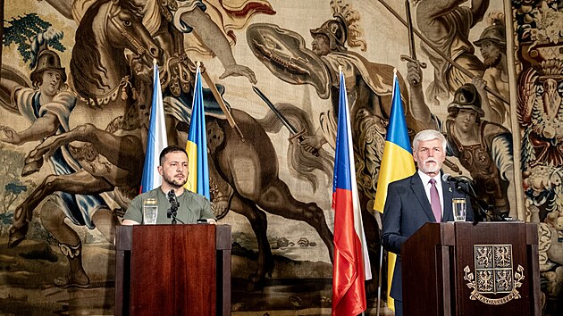 Ukrajinsk prezident Volodymyr Zelenskyj na nvtv eska. (6. ervence 2023)