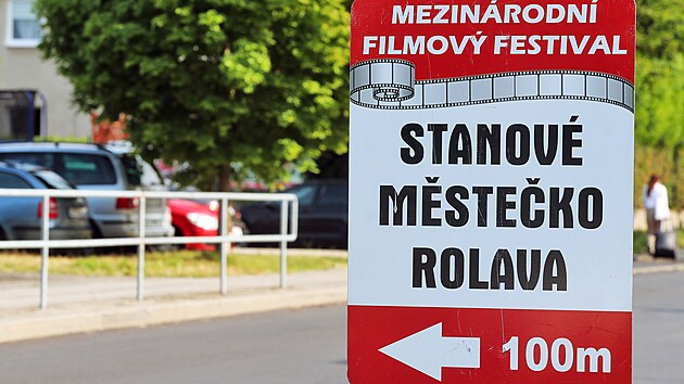 Stanov msteko Rolava na filmovm festivalu v Karlovch Varech.