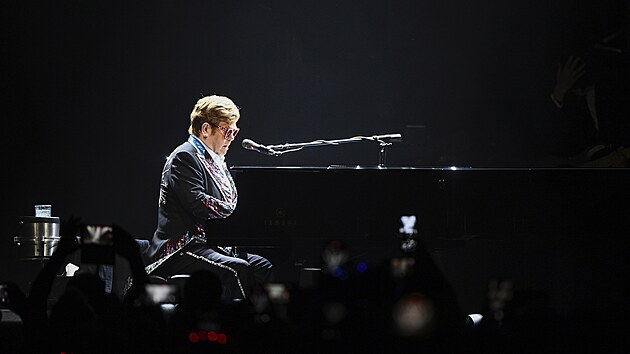 Elton John ve Stockholmu odehrl posledn koncert svho poslednho turn Farewell Yellow Brick Road. (8. ervence 2023)