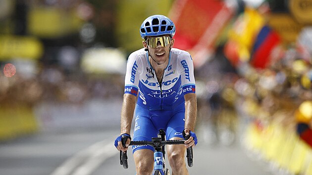 Simon Yates skonil v prvn etap Tour de France druh za svm bratrem Adamem