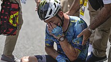 Mark Cavendish končí po pádu v osmé etapě Tour