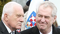 Václav Klaus a Miloš Zeman s manželkami uctili památku T. G. Masaryka u jeho...