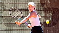 Elika Forejtková na tenisovém turnaji Ex Plze