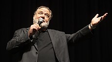 Russell Crowe rád vypráví, take se rozhodl povdt celý píbh, ani by dal...