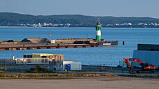 P�ístav Mukran. N�mecký parlament otev�el cestu pro vybudování terminálu na...