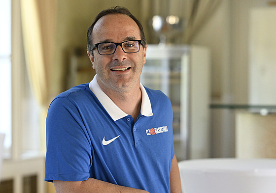 Nový trenér eských basketbalist panl Diego Ocampo