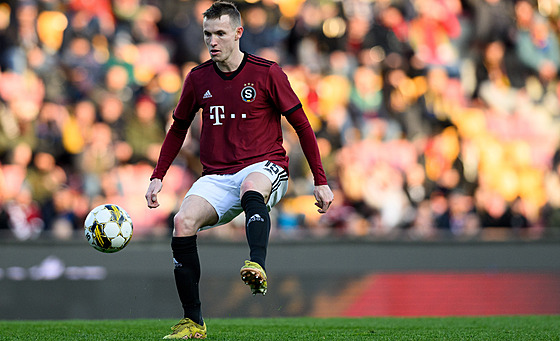 Jakub Jankto je�t� ve spar�anském dresu b�hem pohárového semifinále proti...