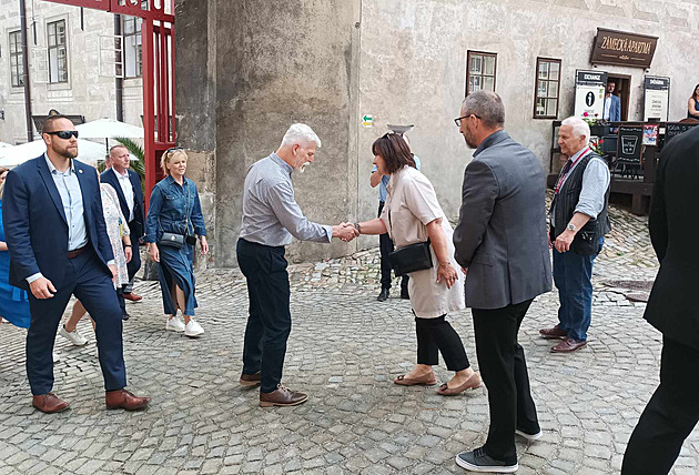 Pavla v Krumlově přivítala garda, na kempu mladých bojovníků dostal černý pás