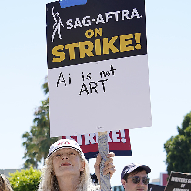 Hollywoodská studia se snaží ukončit stávky. Zveřejnila podmínky pro scenáristy