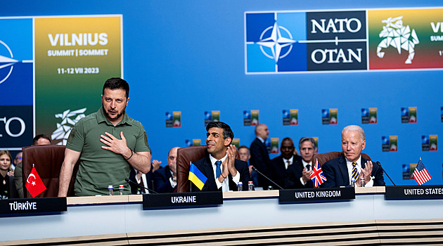 NATO poslechne Ameriku. Spor jestřábů a holubic v Alianci bude pokračovat i po summitu ve Vilniusu