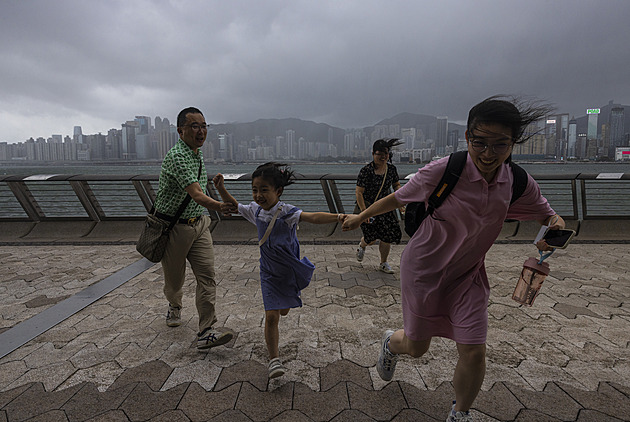 Do Číny dorazil tajfun Talim. Úřady evakuovaly téměř čtvrt milionu lidí