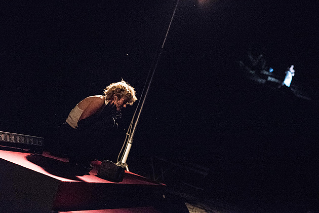 RECENZE: Božská Hedy zahořkle vzpomíná v místě, kde se koupala nahá