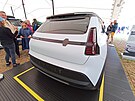 Prototyp elektrického Renaultu 5 na festivalu rychlosti v Goodwoodu 2023