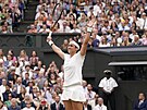 Uns Dábirová slaví postup do finále Wimbledonu.