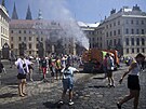 Do ulic Prahy vyrazili kvli vedrm i kropící vozy. (. ervence 2023)