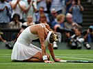 Markéta Vondrouová v emocích po vítzném finále Wimbledonu