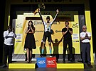 Wout Poels slaví výhru v patnácté etap Tour de France.