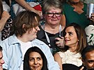Lewis Capaldi a Emma Watsonová na finále enské dvouhry ve Wimbledonu (Londýn,...