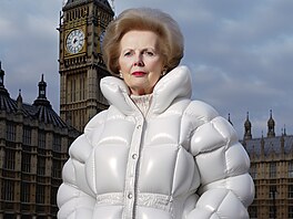 Zesnulou premiérku Velké Británie Margaret Thatcherovou jsme se rozhodli obléct...