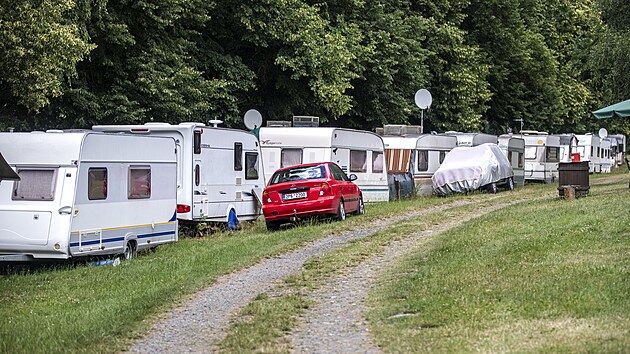 Kemp Popel�ky u p�ehrady Orl�k