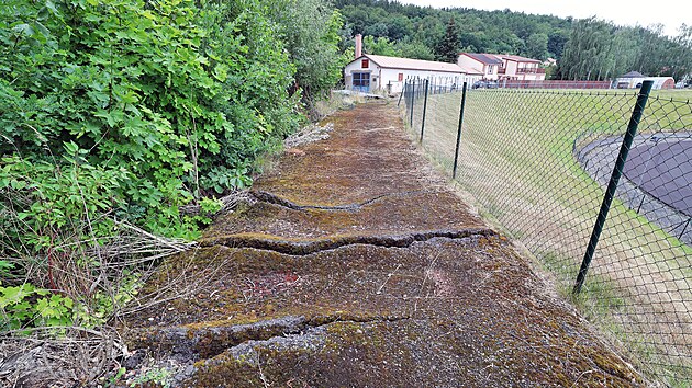 Rekonstrukce mstskho stadionu v Karlovch Varech - Tuhnicch opt pokrauje.