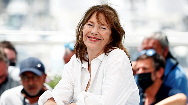 Hereka a zpvaka Jane Birkinov na filmovm festivalu v Cannes. (8. ervence 2021)