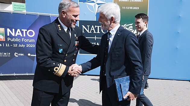 Prezident Petr Pavel piletl do Vilniusu na summit NATO. (11. ervence 2023)