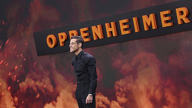 Rami Malek na londnsk premie snmku Oppenheimer (13. ervence 2023)