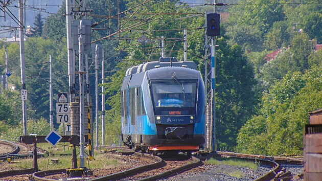 Stanice Horn Lide, motorov vz Alstom Coardia Lint spolenosti Arriva prv pijd od Bylnice.