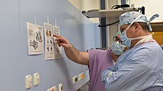 Léka�i z Fakultní nemocnice Brno mají za sebou inovativní zp�sob operace...