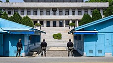 Demilitarizované pásmo na hranicích Jižní a Severní Koreje ve vesnici...