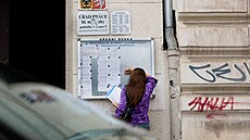 Bez dávek. Devá�áci bez st�ední �koly nemají na ú�adu práce nárok na podporu....