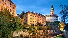 Státní hrad a zámek �eský Krumlov je druhý nejv�t�í podobný komplex v �esku. Od...