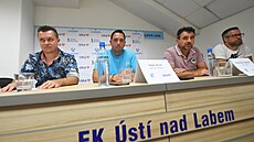 Tisková konference fotbalového Ústí u píleitosti zmny majitele.