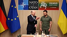 Německý kancléř Olaf Scholz se na summitu NATO ve Vilniusu setkal s ukrajinským...