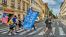 Skupiny NAFO a BezDezinfa.cz uspoádaly pochod "Ukrajina v Brn - Jedna rodina"...
