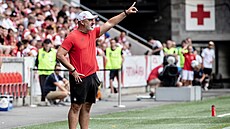 Slávistický trenér Jindich Trpiovský bhem generálky na novou sezonu v duelu...