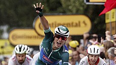 TYI. Jasper Philipsen se raduje z triumfu v jedenácté etap Tour de France.