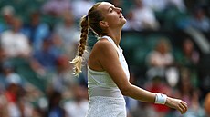 Petra Kvitová smutní z prohry v osmifinále Wimbledonu.