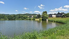 V rybnících v Lukov� je parazit, který p�echází na �lov�ka a zp�sobuje ko�ní...