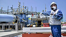 Zam�stnanec spole�nosti TEPCO vypráví o vypou�t�ní radioaktivní vody z...