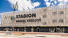 Nový stadion Hradce Králové je skoro dokonený. Má vak potíe s kolaudací...