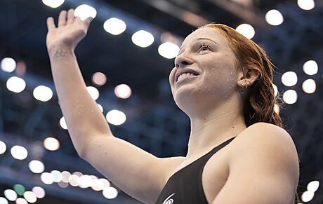 Australská plavkyn Mollie O'Callaghanová si vzala svtový rekord na 200 metr...