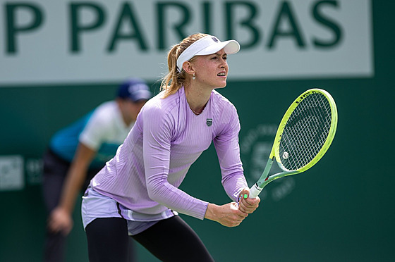Bloruská tenistka Aljaksandra Sasnoviová na turnaji WTA ve Varav.