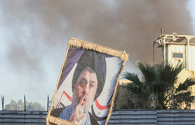 Ve Stockholmu se chystají spálit korán, v Bagdádu už v noci hořela ambasáda